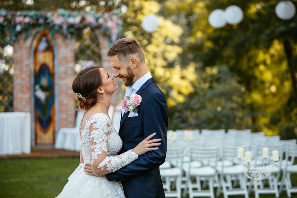 Szőlősi Zsombor | Portré és Esküvő Fotózás Debrecen, vidéki esküvő