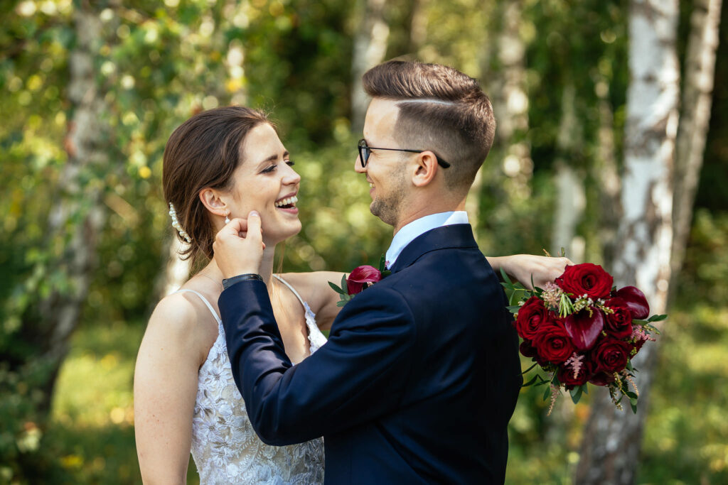 Szőlősi Zsombor | Portré és Esküvő Fotózás Debrecen, vidéki esküvő