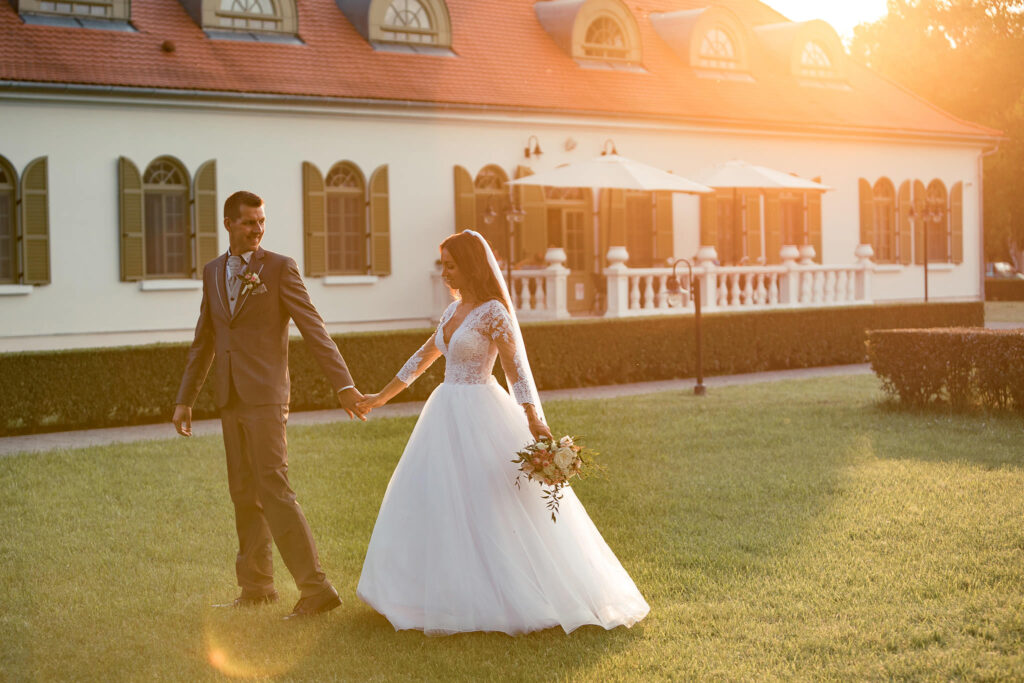 Szőlősi Zsombor | Portré és Esküvő Fotózás Debrecen, vidéki esküvő
