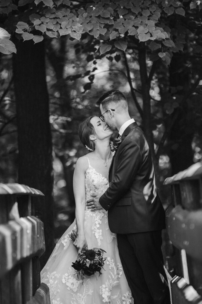 Szőlősi Zsombor | Portré és Esküvő Fotózás Debrecen, vidéki esküvő