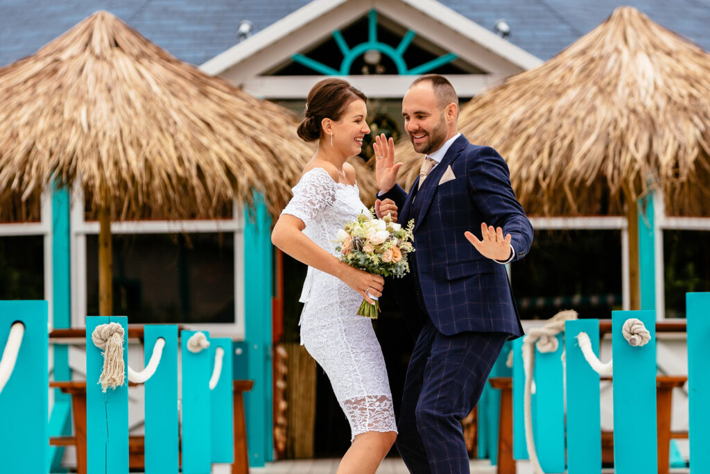 Szőlősi Zsombor | Portré és Esküvő Fotózás Debrecen, vidéki esküvő