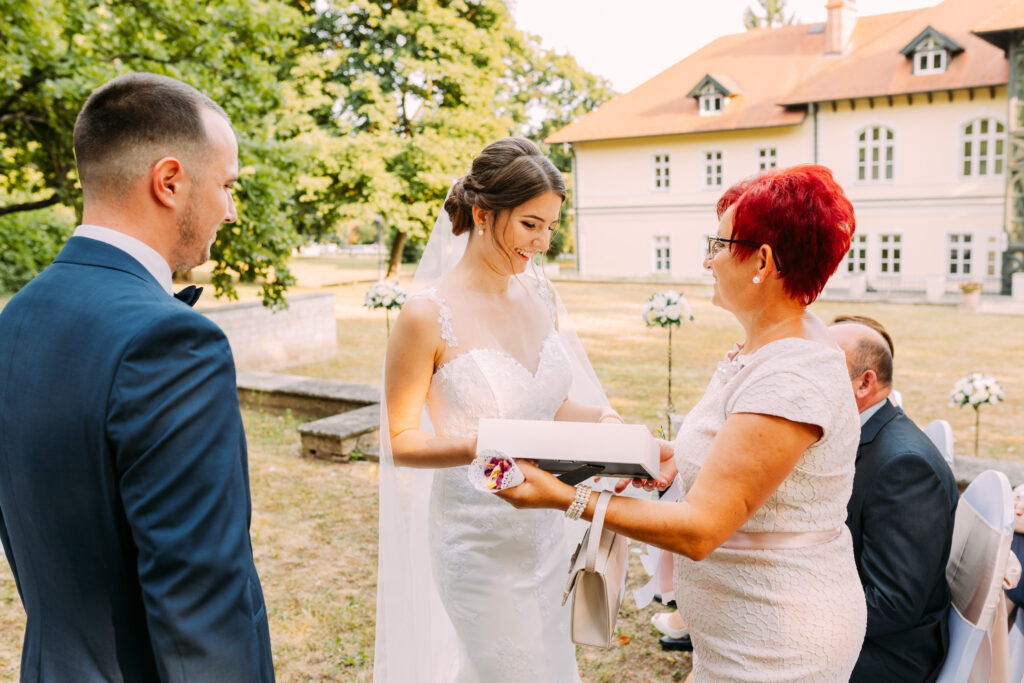 Szőlősi Zsombor | Portré és Esküvő Fotózás, Gróf Degenfeld Kastélyszálló